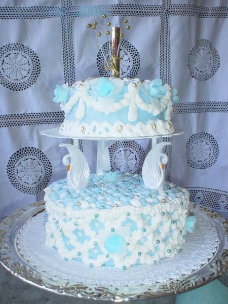 PIECE-MONTEE 2 ETAGES (mariage,bapt�me,communion)